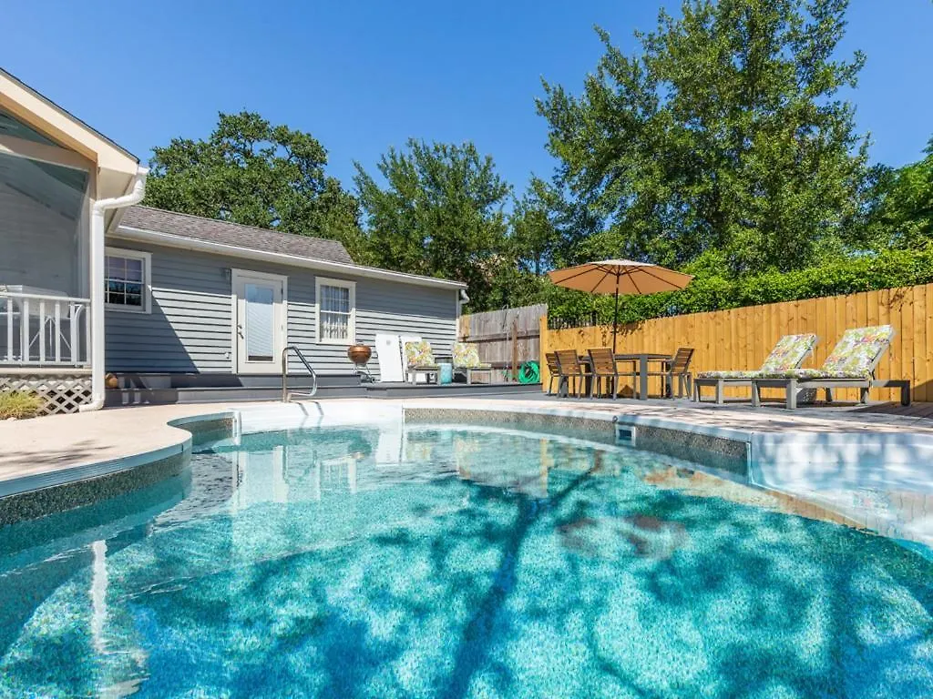Frogtown Cottage Savannah