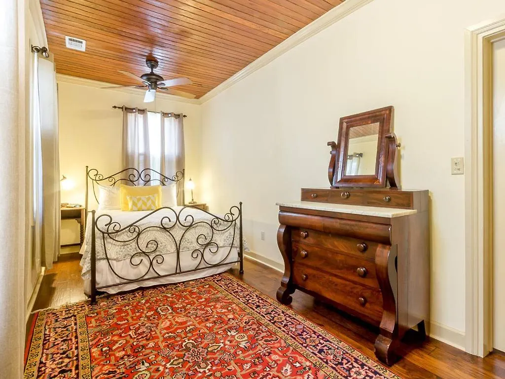 Holiday home Frogtown Cottage Savannah